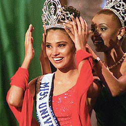 2000 Miss Universe Winner, 2000 miss universe winner Lara 